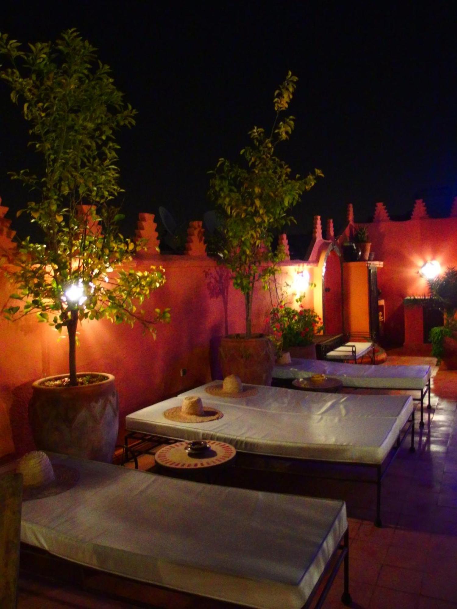 Riad Les Nuits De Marrakech مراكش المظهر الخارجي الصورة A hammam in Marrakech, Morocco